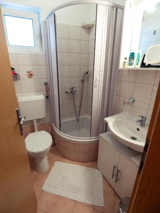 M. De Dominisa 5 Lägenhet Rab Town Exteriör bild